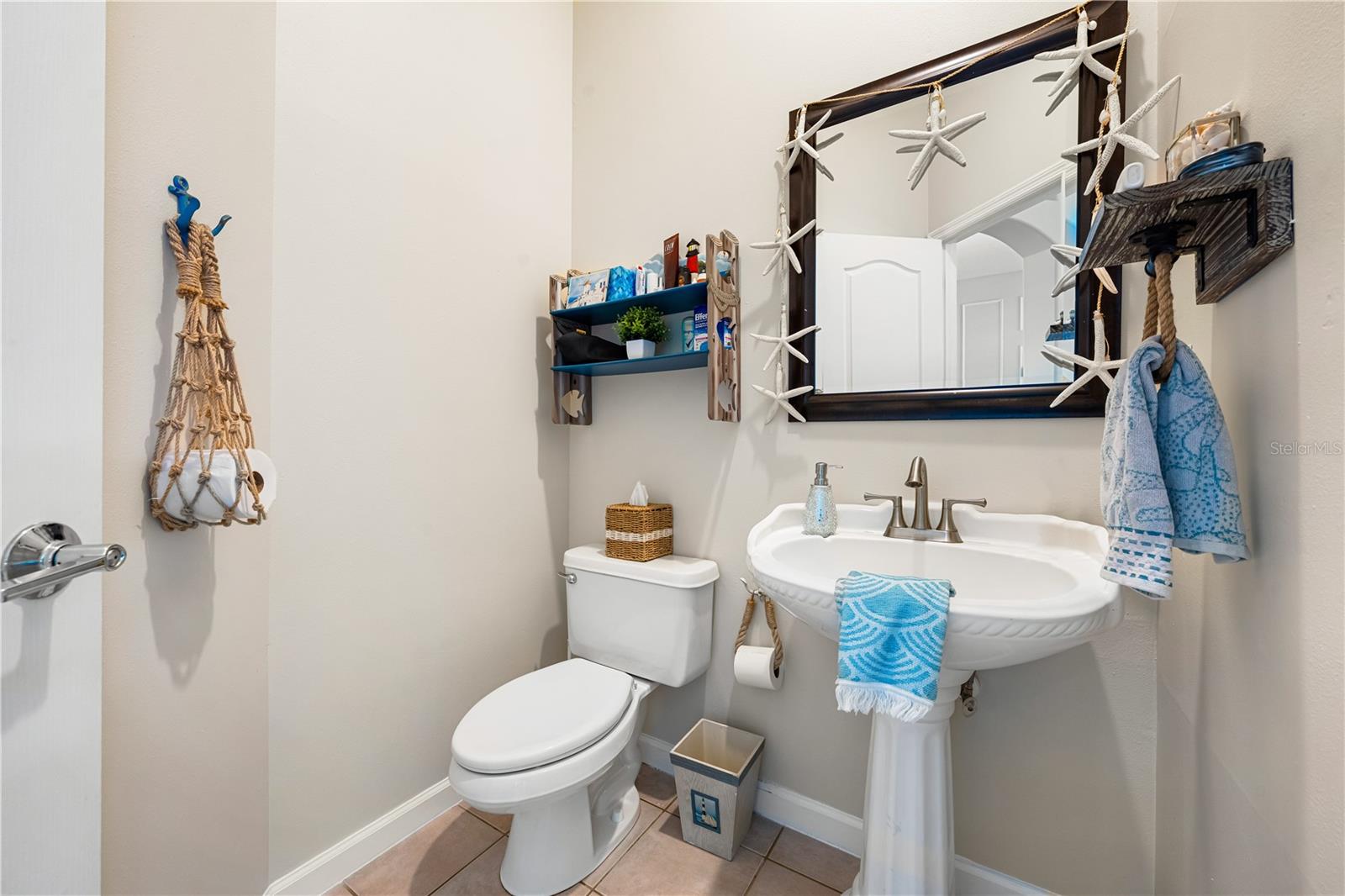 BAY OAKS ESTATES UNIT 1 - Residential