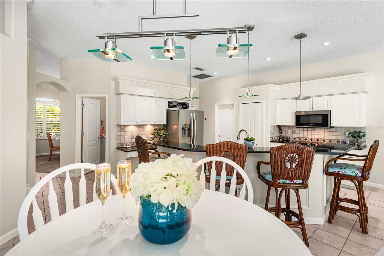 BAY OAKS ESTATES UNIT 1 - Residential