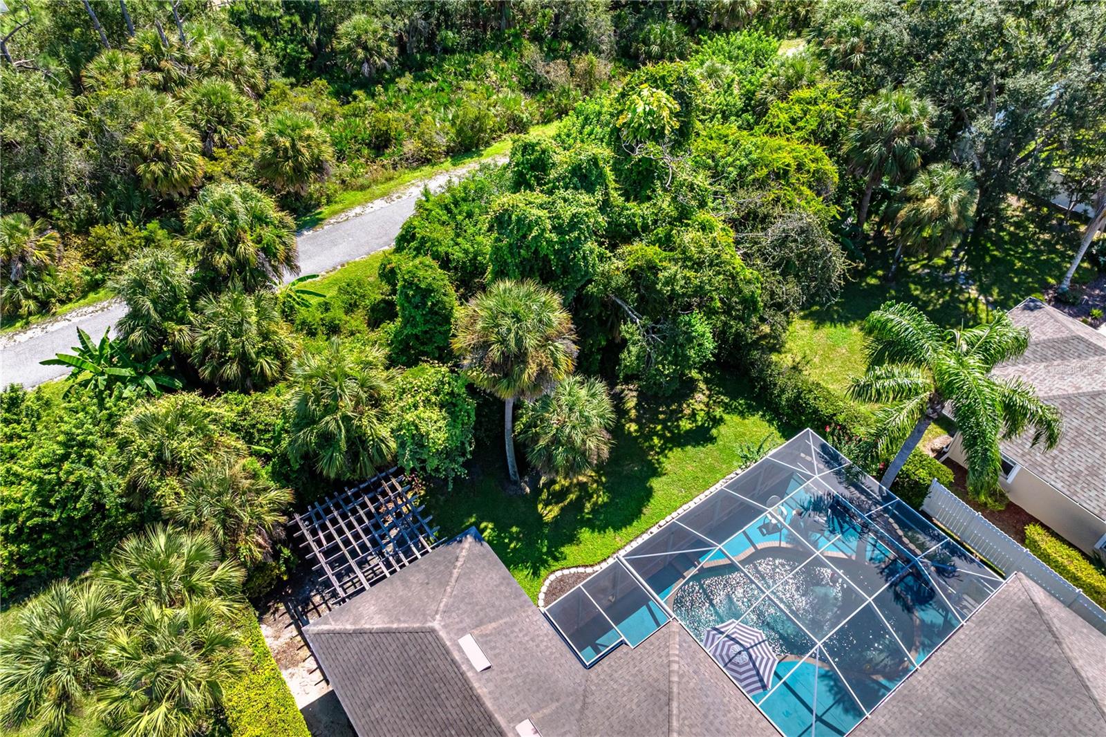 BAY OAKS ESTATES UNIT 1 - Residential