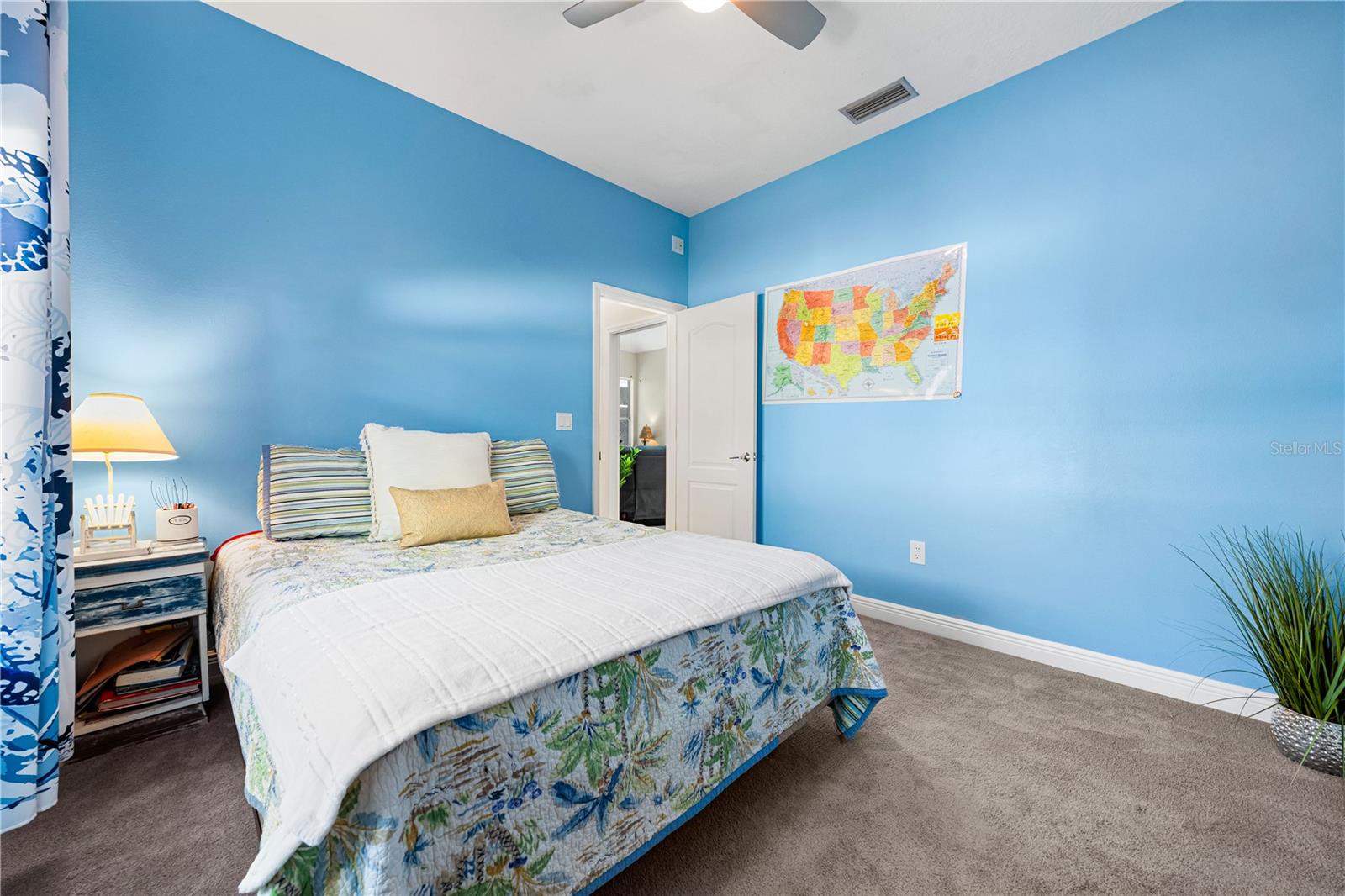 BAY OAKS ESTATES UNIT 1 - Residential