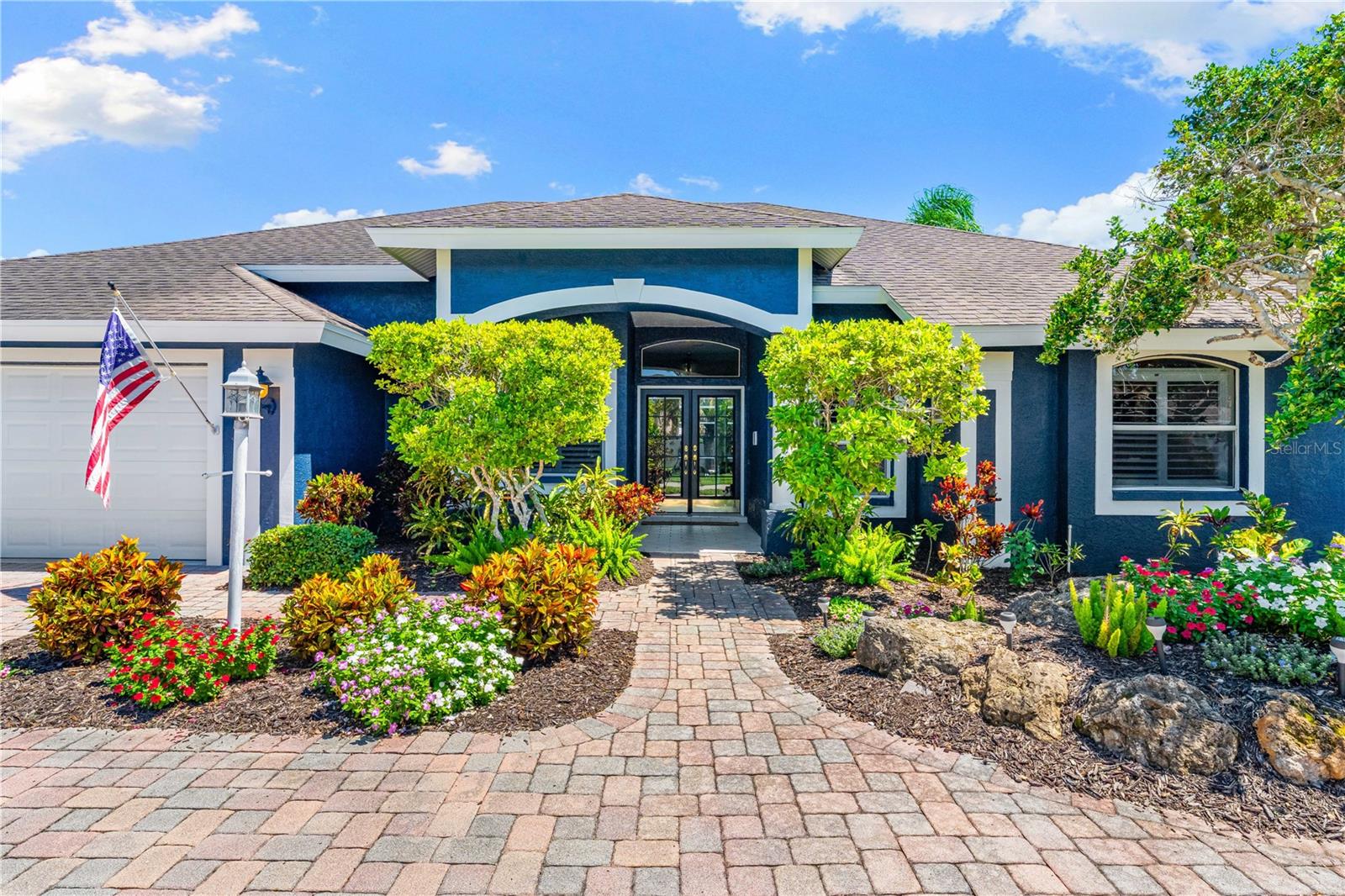 BAY OAKS ESTATES UNIT 1 - Residential
