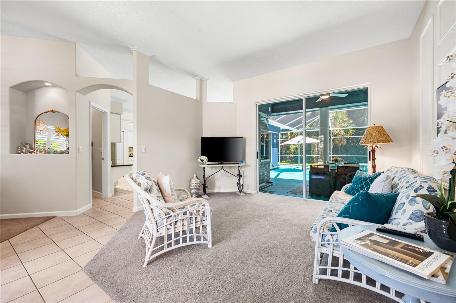 BAY OAKS ESTATES UNIT 1 - Residential