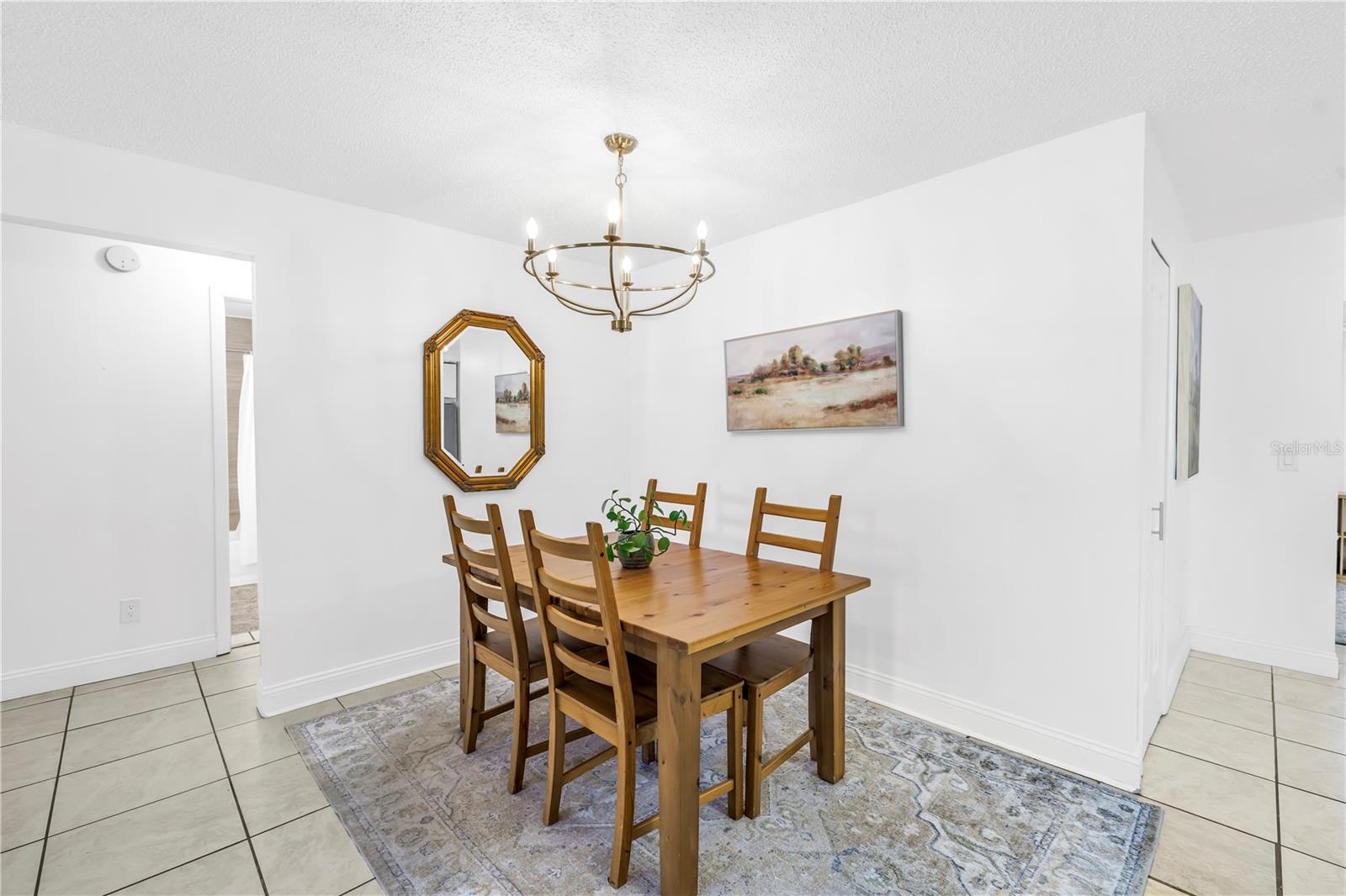 BENT TREE - Residential