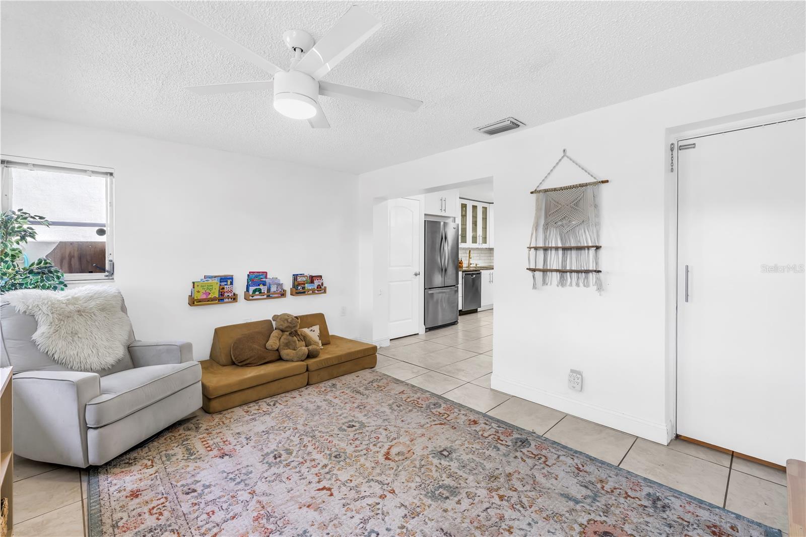 BENT TREE - Residential