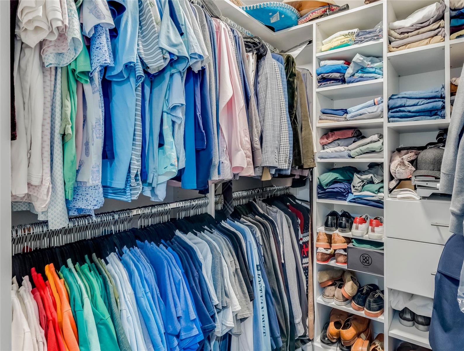 LAKE KNOWLES TERRACE - Residential