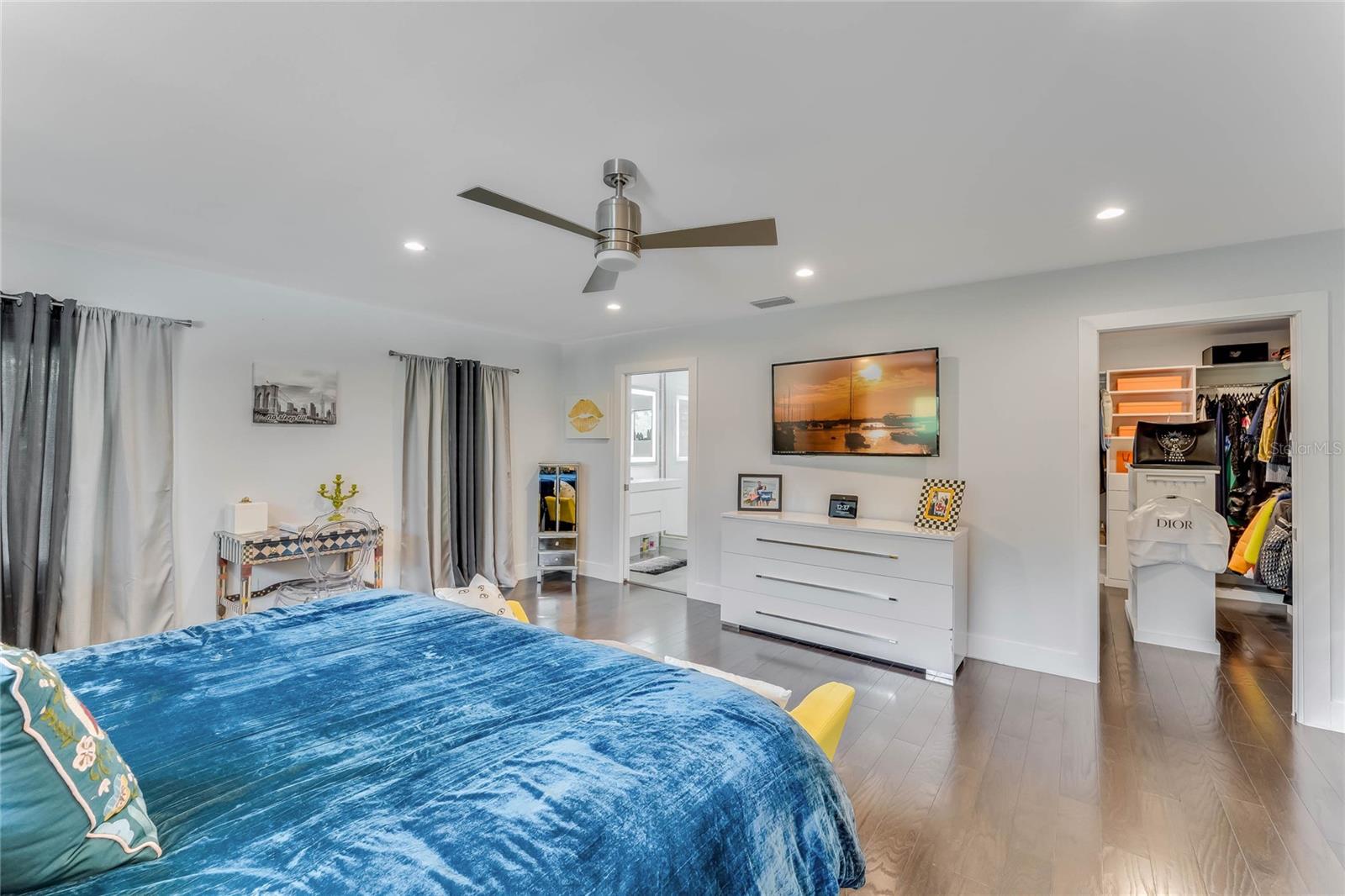 LAKE KNOWLES TERRACE - Residential