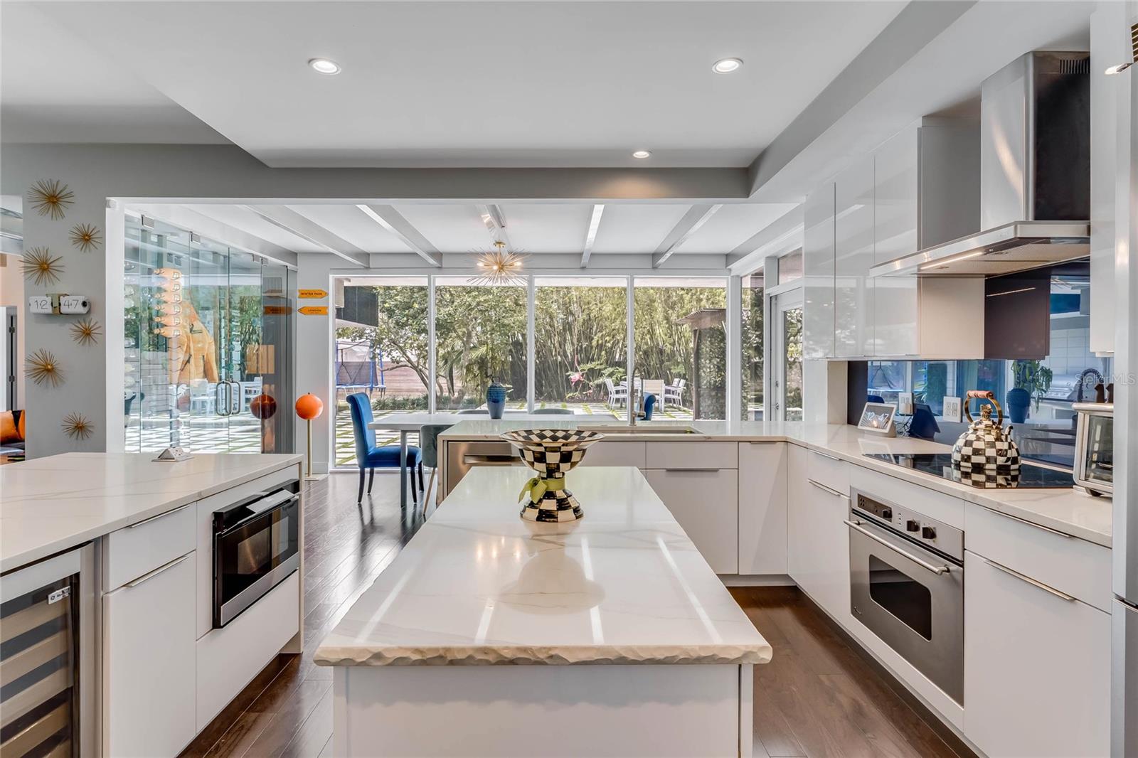 LAKE KNOWLES TERRACE - Residential