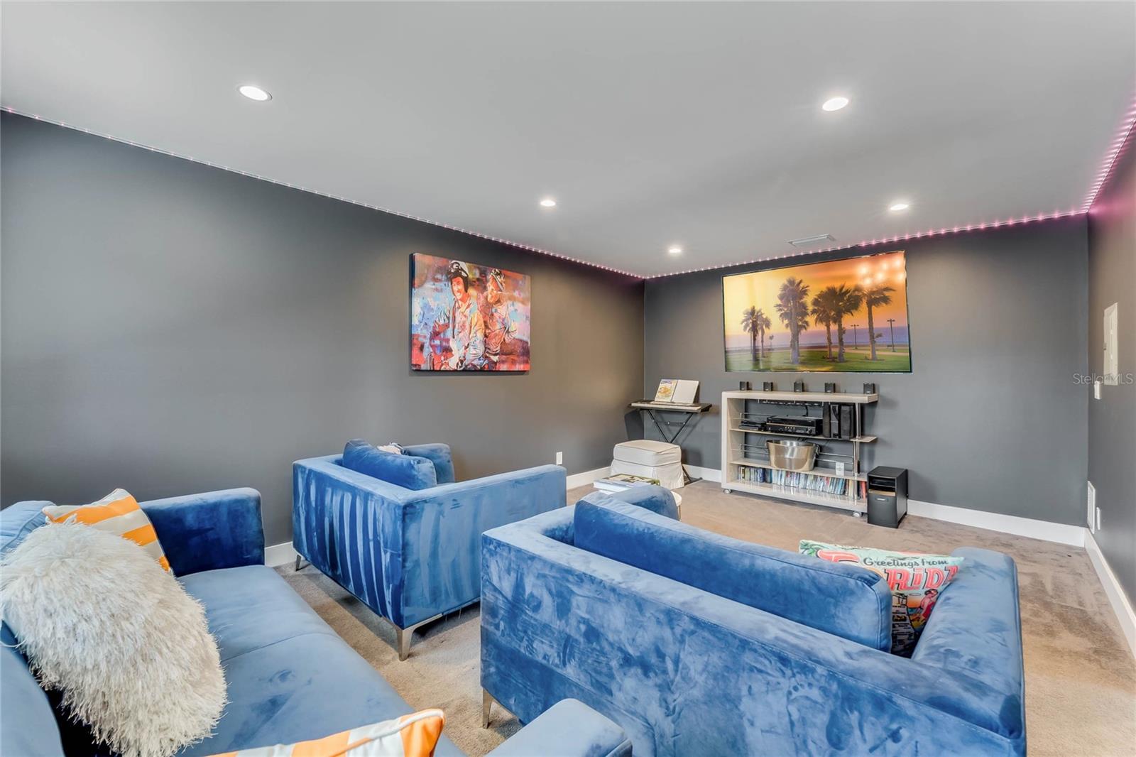 LAKE KNOWLES TERRACE - Residential