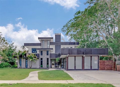 A home in WINTER PARK