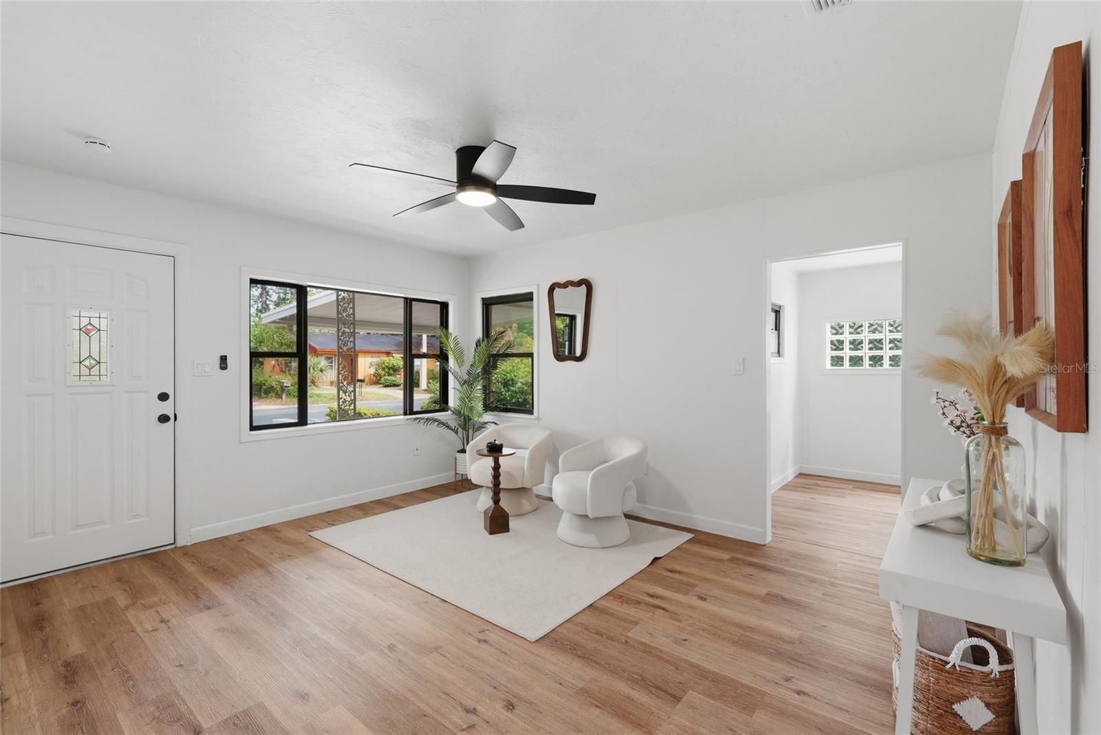 FLORIDA GARDENS - Residential