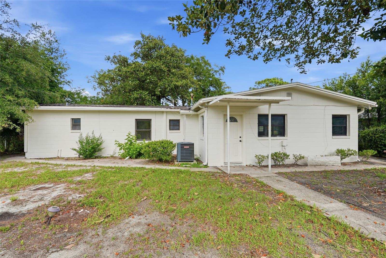 FLORIDA GARDENS - Residential