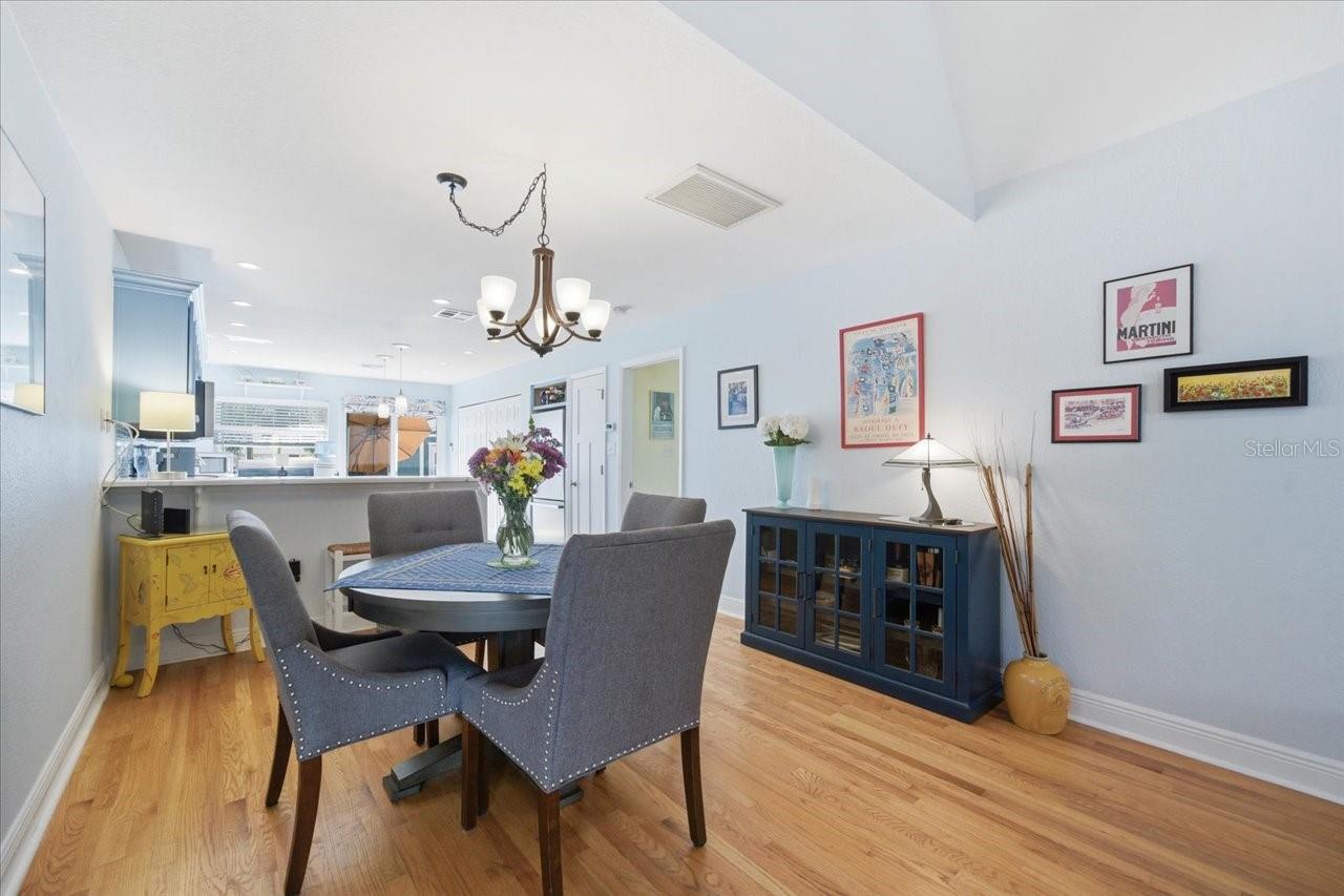 OLD KENTUCKY - Residential