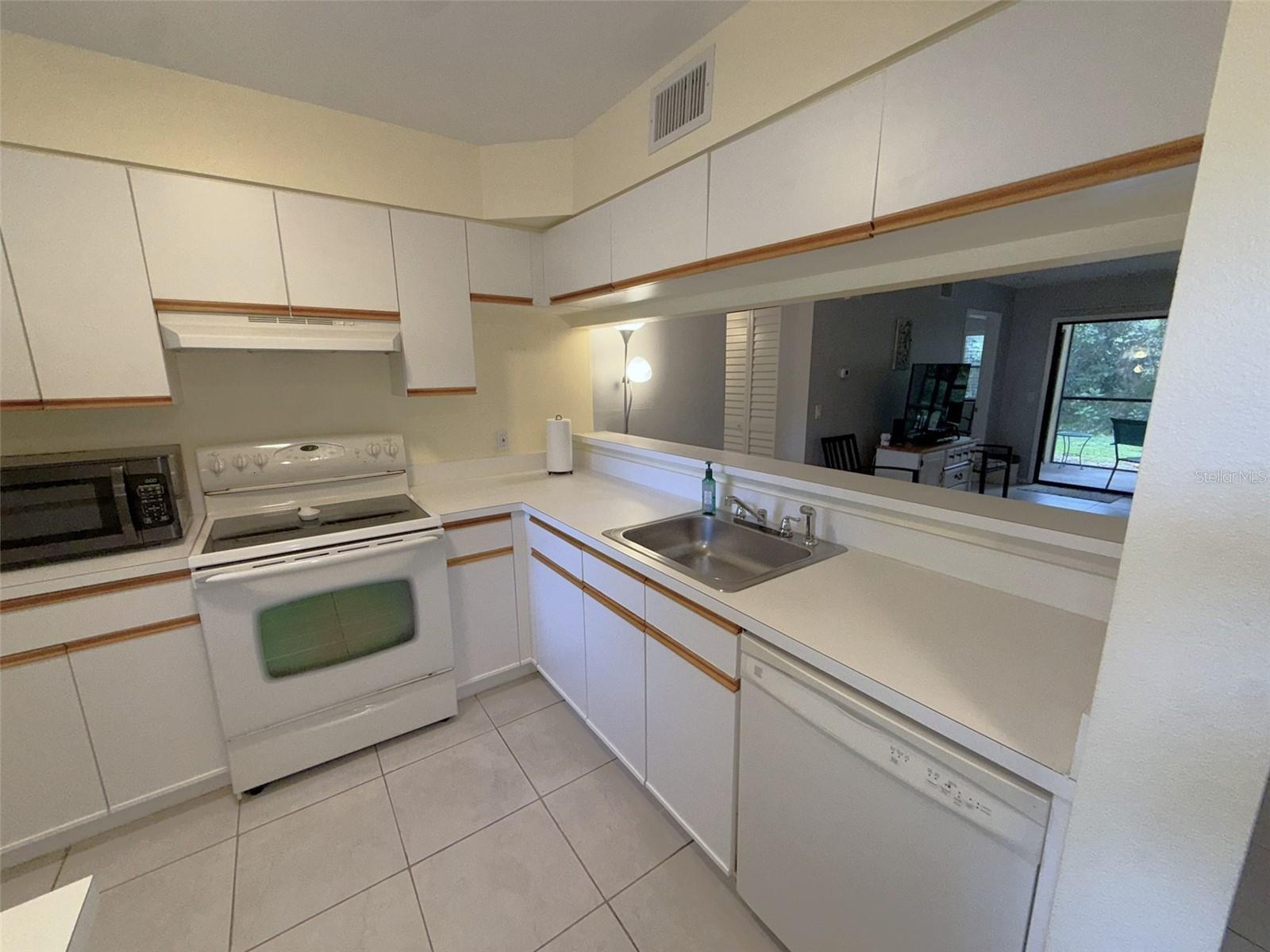ARBOR GROVE CONDO - Residential