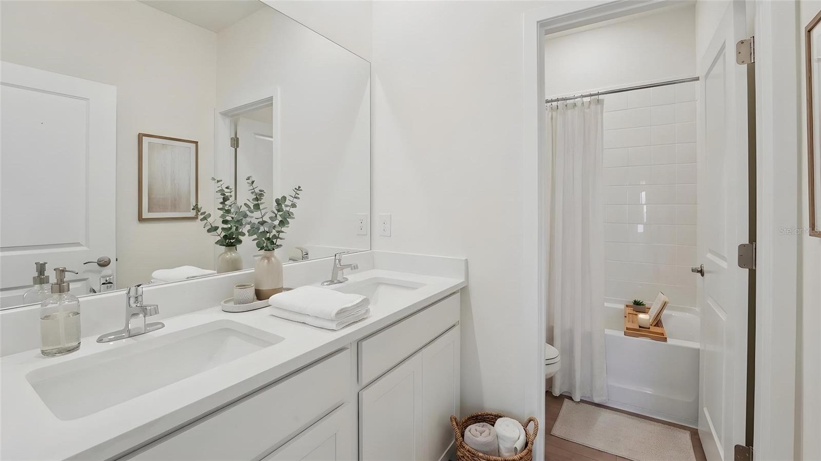 BRIARWOOD - Residential