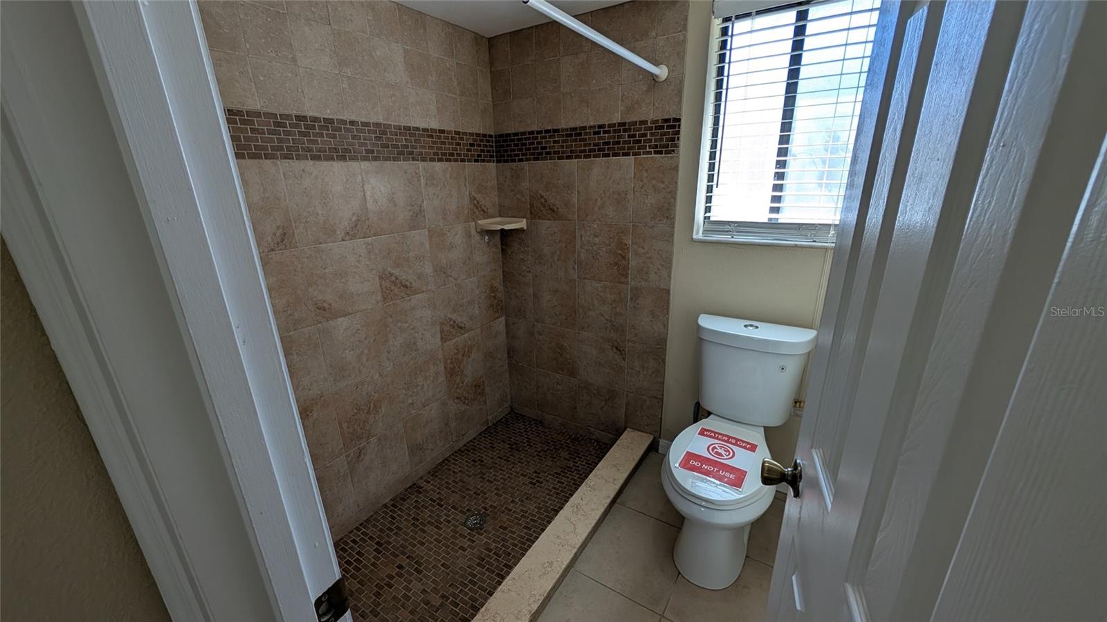 PIEDMONT LAKES PH 04 - Residential Lease