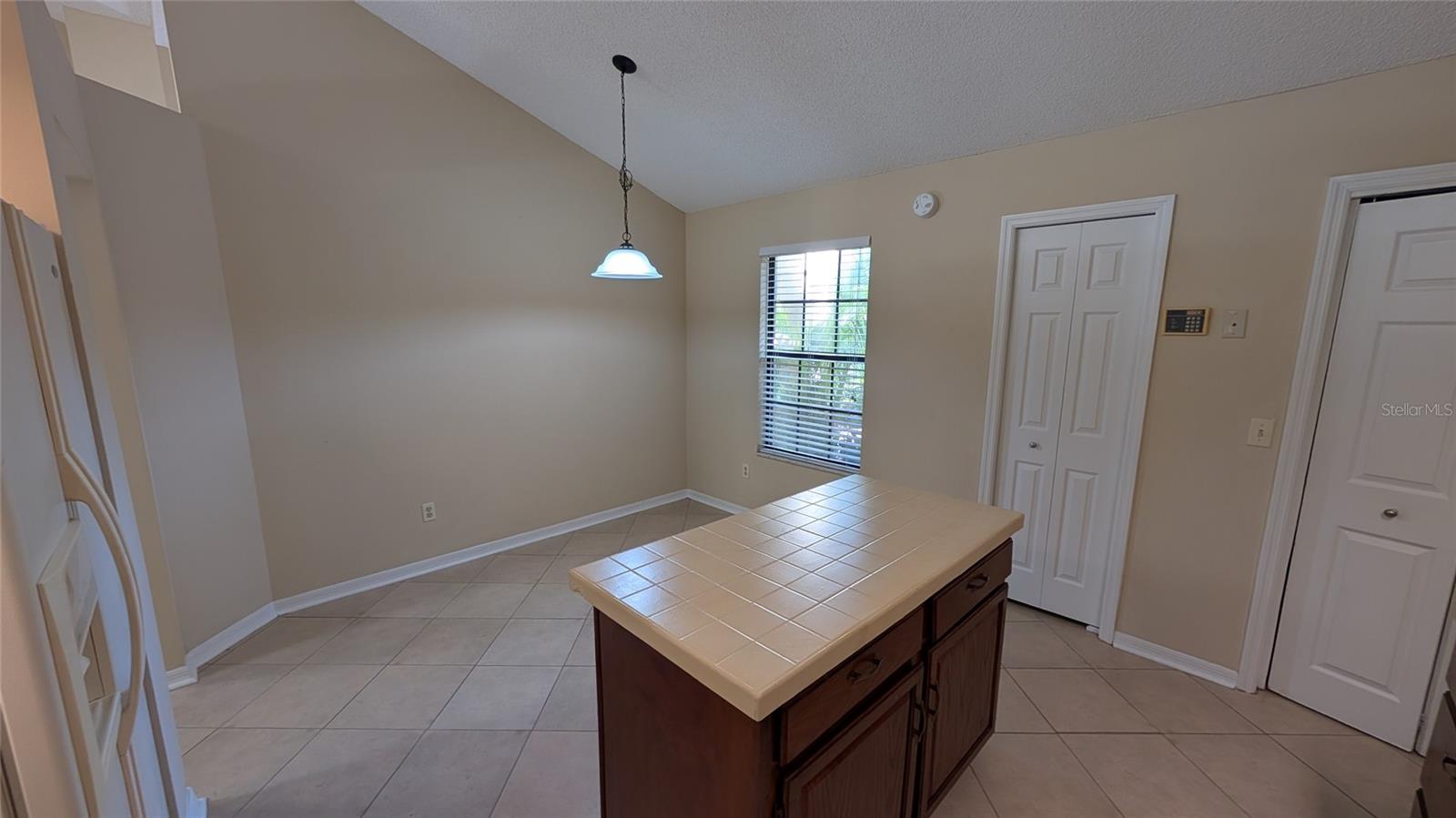 PIEDMONT LAKES PH 04 - Residential Lease