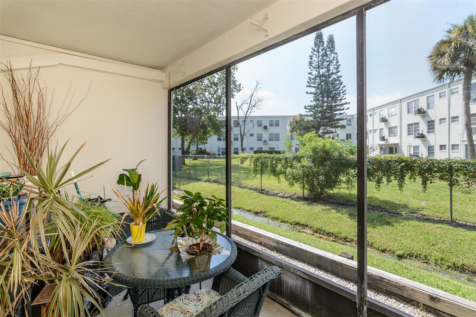 VILLAS AT COUNTRYSIDE THE - Residential