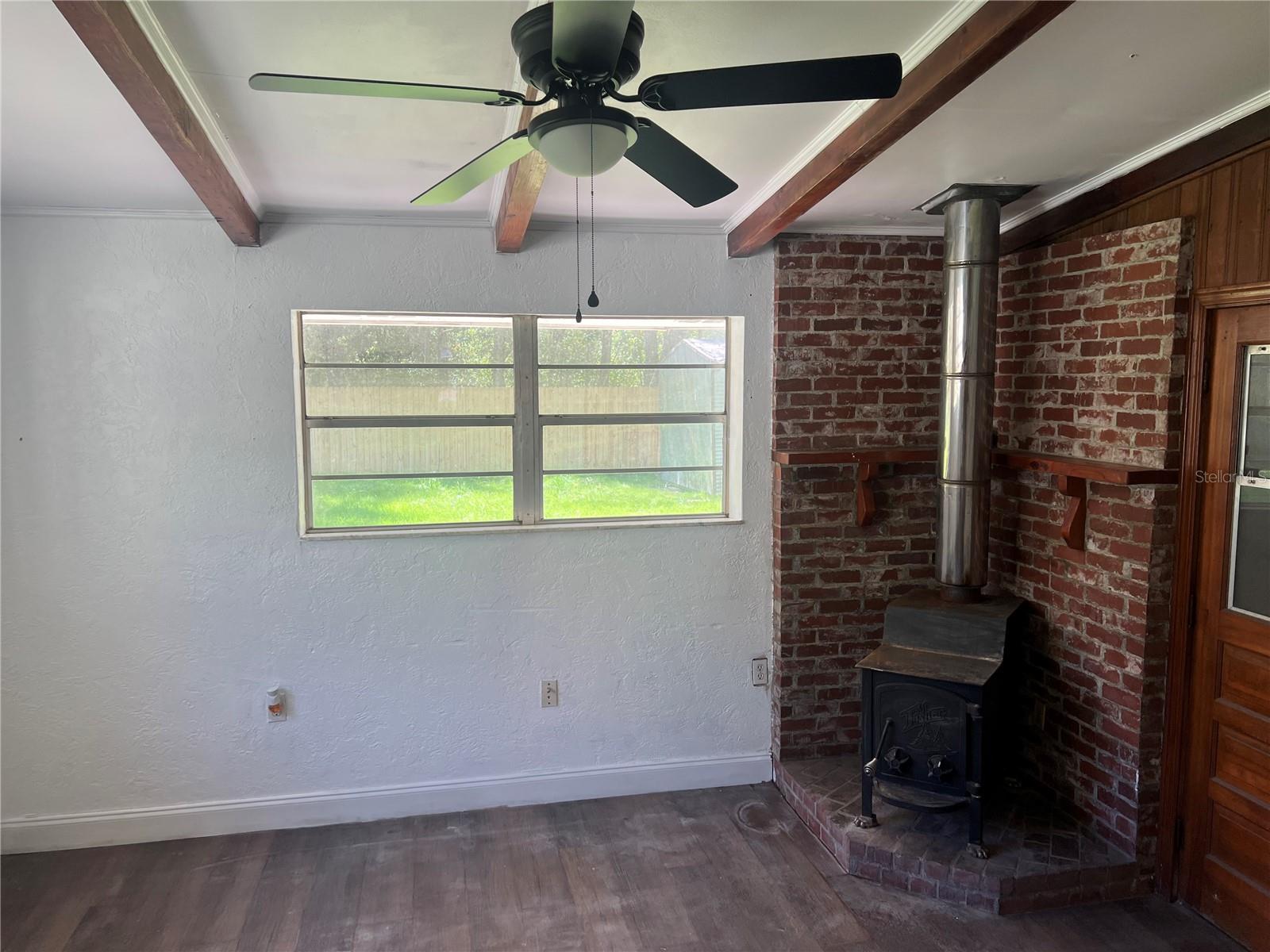 BRENTWOOD ESTATE - Residential