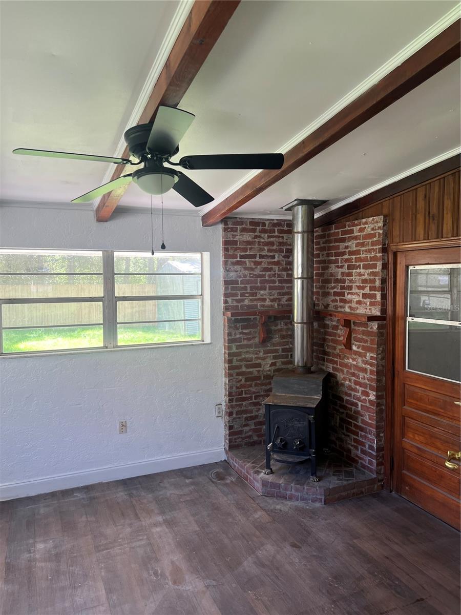 BRENTWOOD ESTATE - Residential