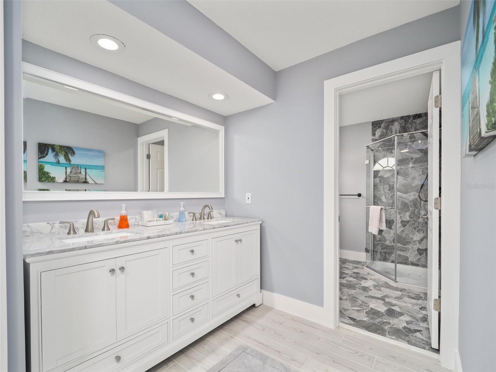 PALM HARBOR - Residential Lease