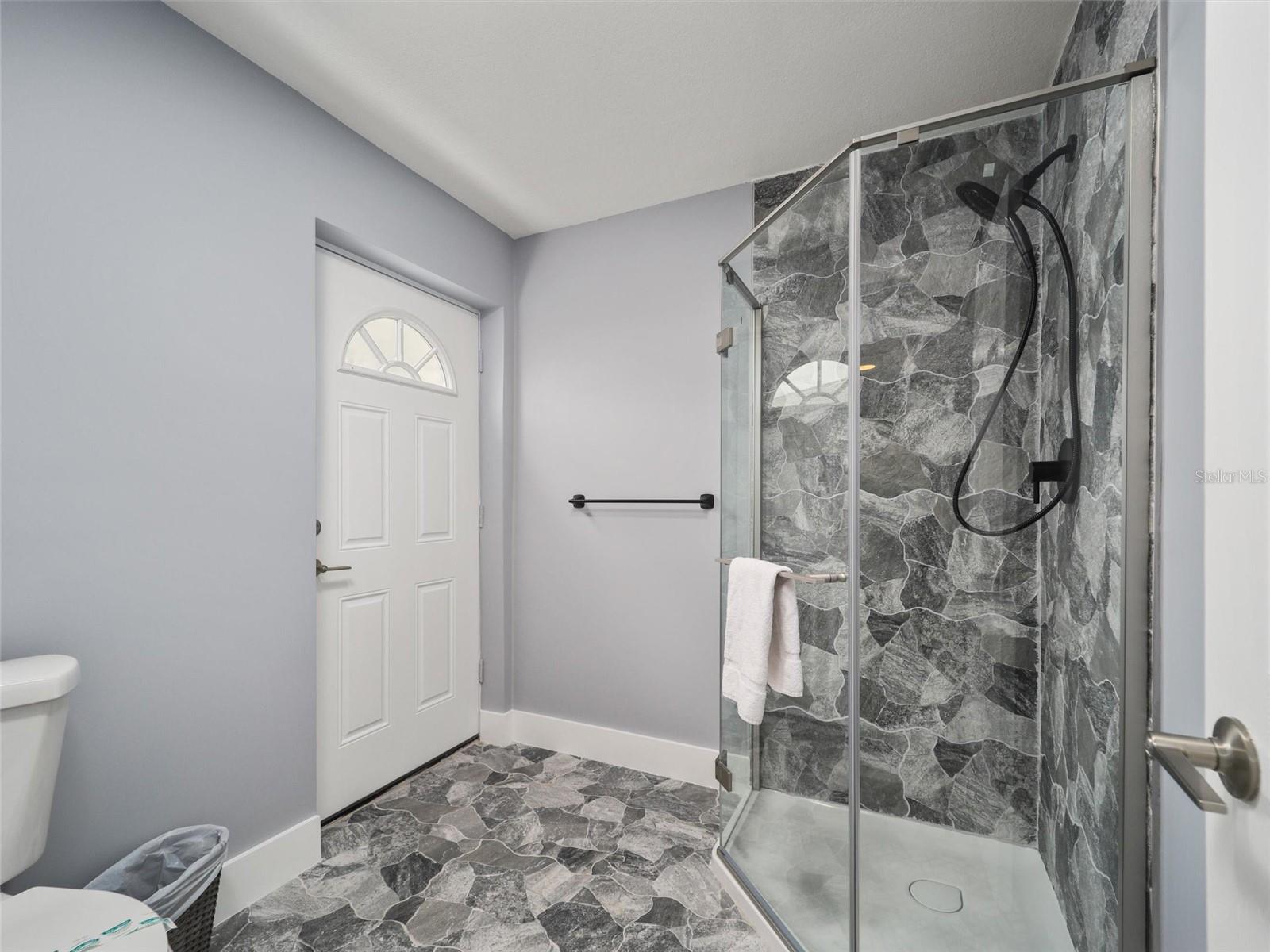 PALM HARBOR - Residential Lease