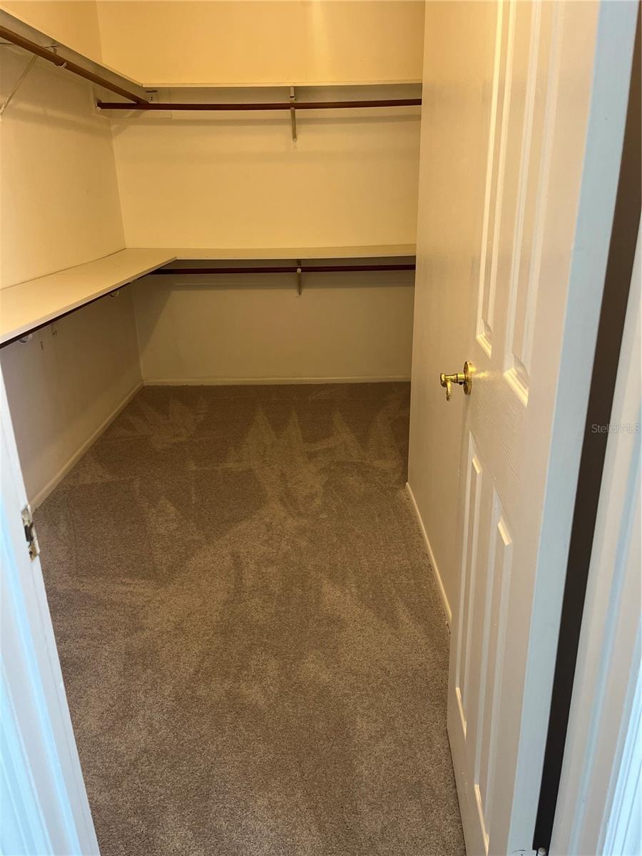 LAKEWOOD AT THE CROSSINGS UNIT TWO - Residential