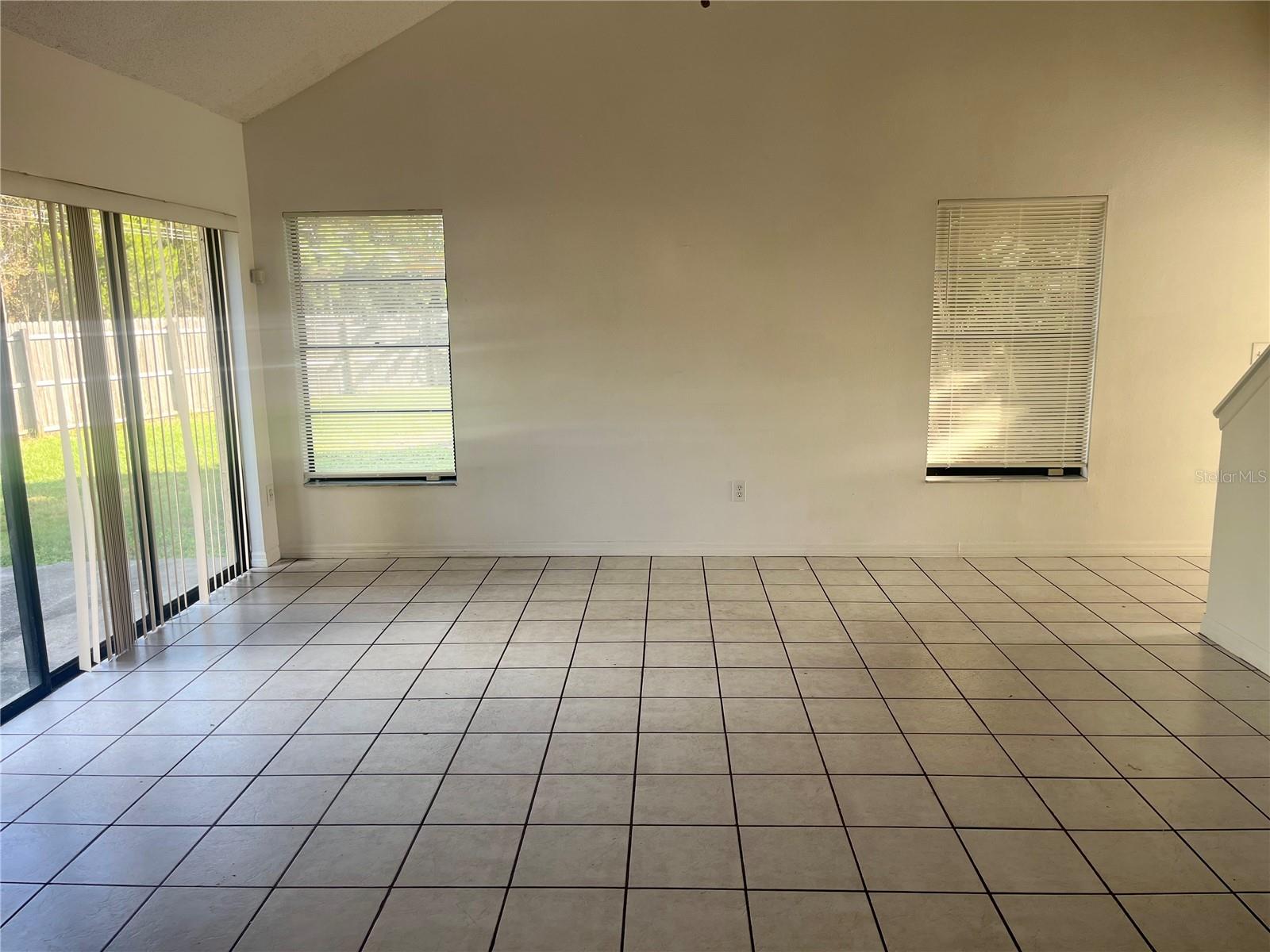 LAKEWOOD AT THE CROSSINGS UNIT TWO - Residential