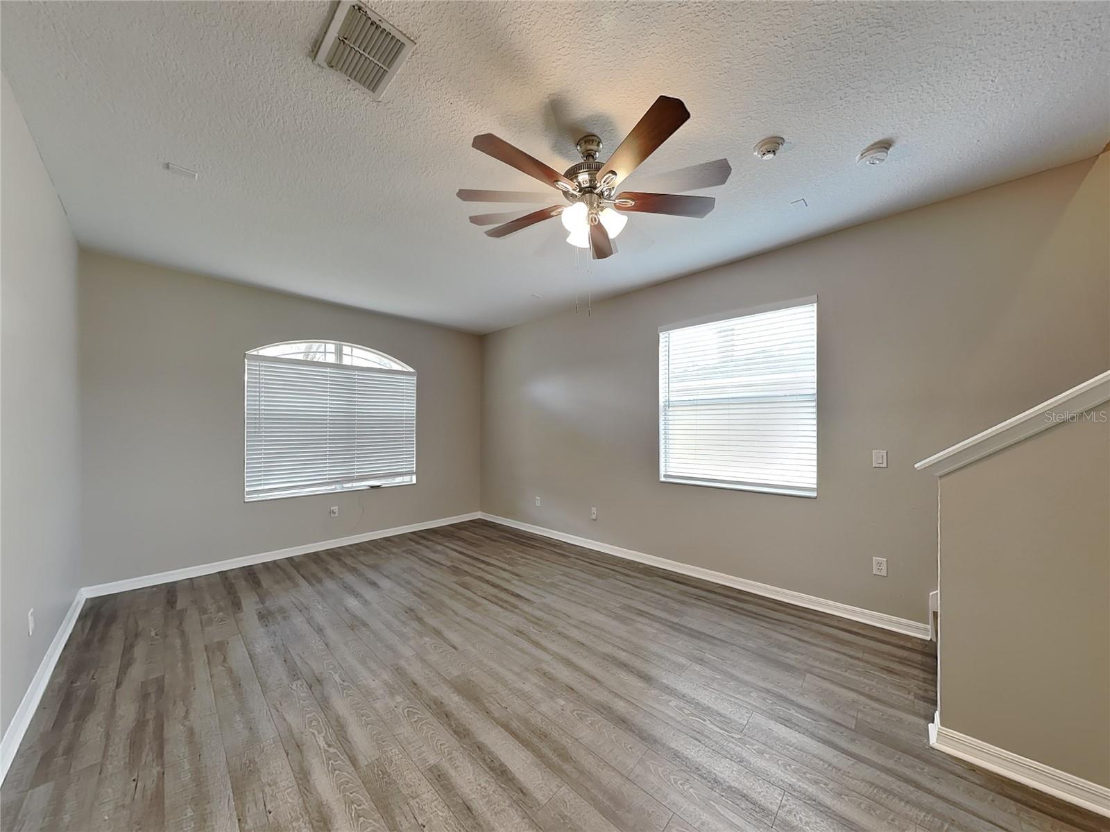 KINGSWAY PH 1 - Residential Lease