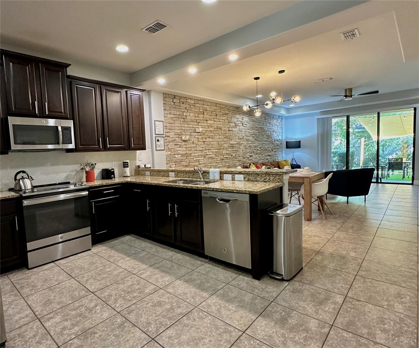 FOUNTAINS AT CHAMPIONSGATE PH 1 REP - Residential