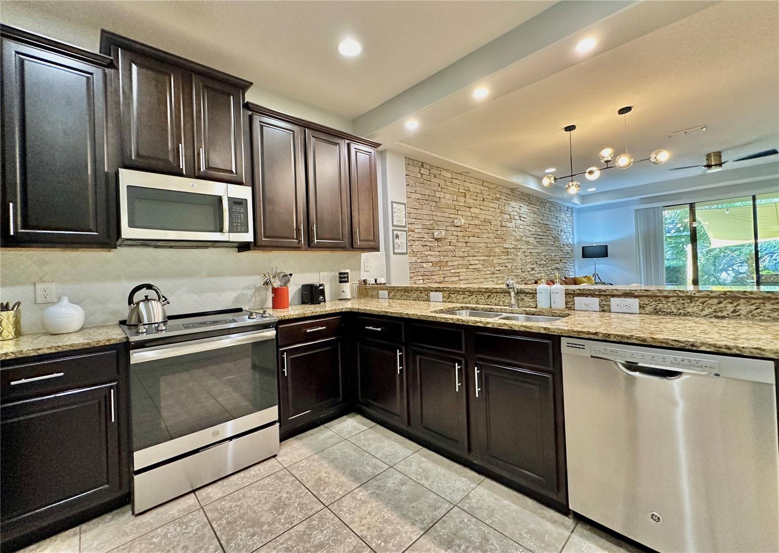 FOUNTAINS AT CHAMPIONSGATE PH 1 REP - Residential