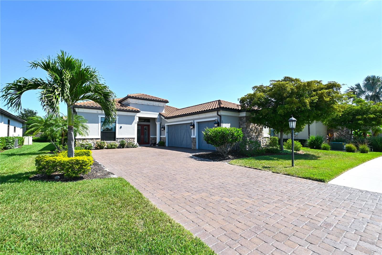 LEGACY ESTATES - Residential