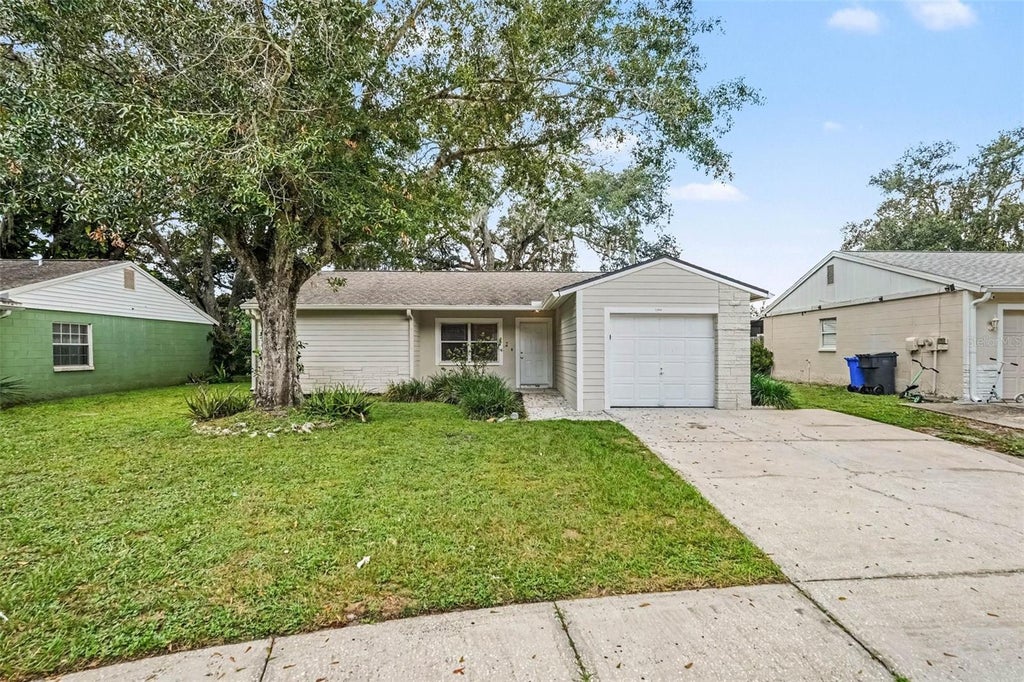 Photo of 13904 Fullerton Drive, Tampa, FL 33625 (MLS # O6446549)