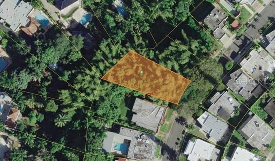 This is where your dream home begins—a place to create lasting memories in a setting that reflects your lifestyle and the future you envision for your family. Spanning approximately 852 square meters, the property features a desirable rectangular layout and lush natural vegetation that enhances privacy and creates a serene, refreshing environment. It is located in San Ignacio, one of the most sought-after residential communities in the metropolitan area, renowned for its prime location, recreational amenities, and 24-hour controlled access with security guards and preventive patrols that ensure safety and peace of mind. Additionally, the property is conveniently close to major hospitals such as the Medical Center, the Comprehensive Cancer Center, and the Veterans Hospital, as well as key access roads including PR-177, PR-21, and Highway #1.