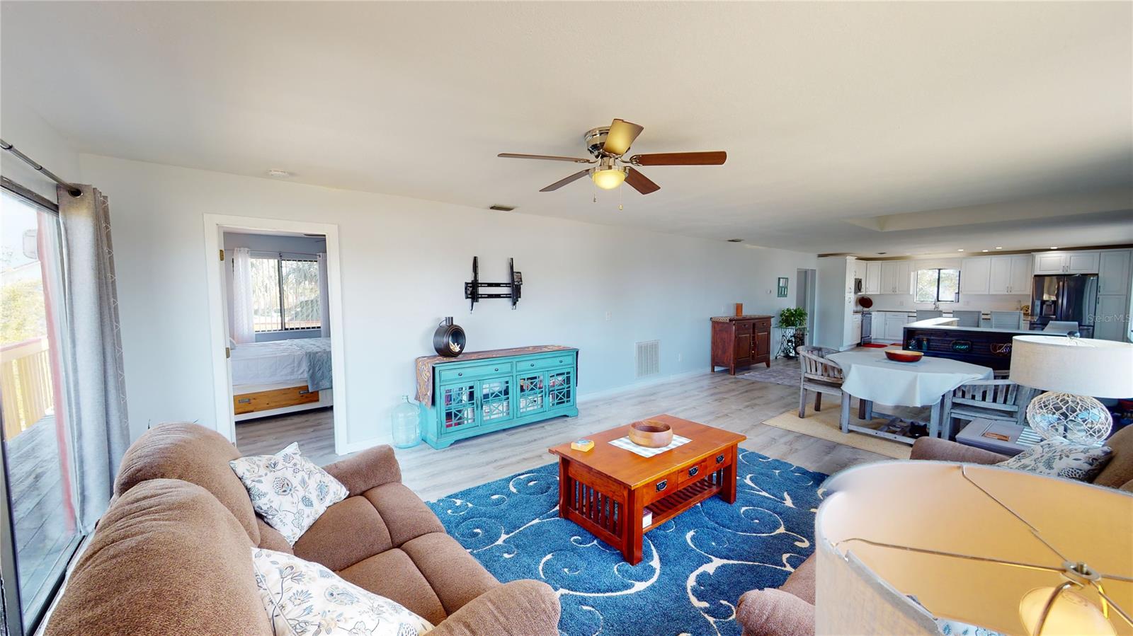 Bouchelles Island - Residential