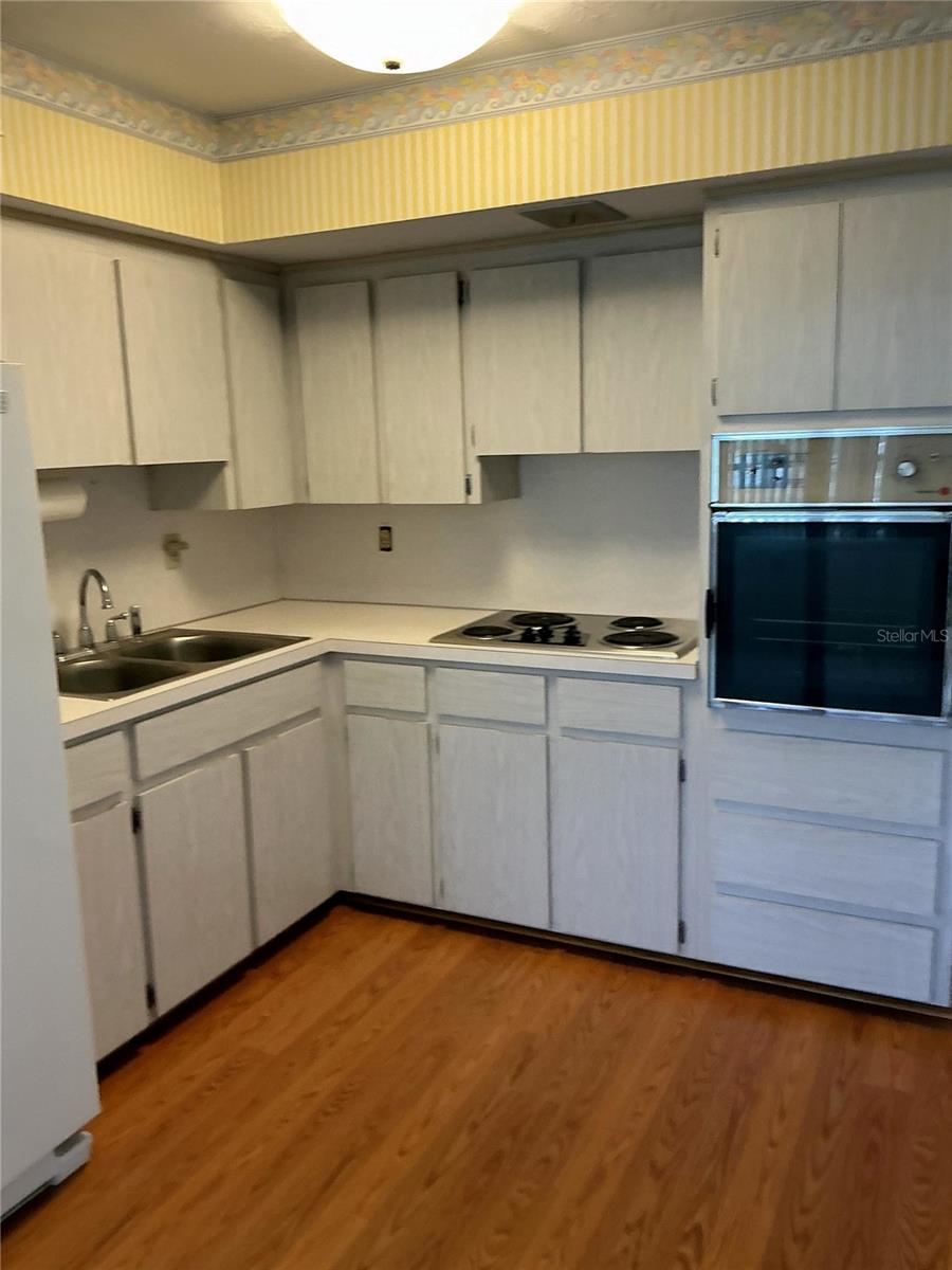 CLEARVIEW OAKS PARADISE - Residential