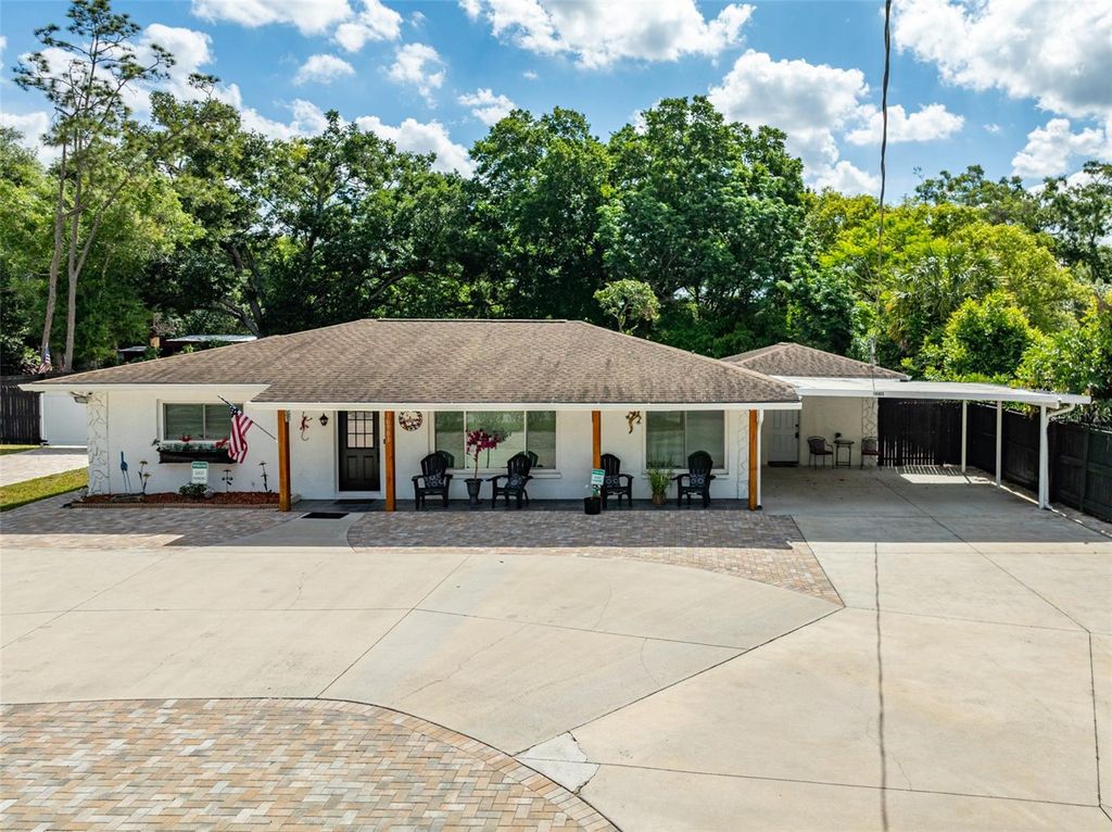 Photo of 16903 Hanna Rd, Lutz, FL 33549 (MLS # TB8438949)