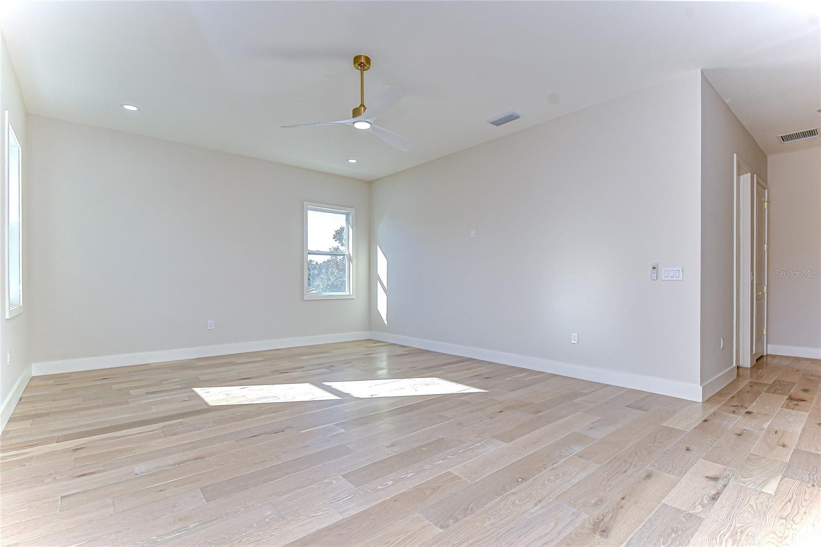 WELLSWOOD ESTATES - Residential