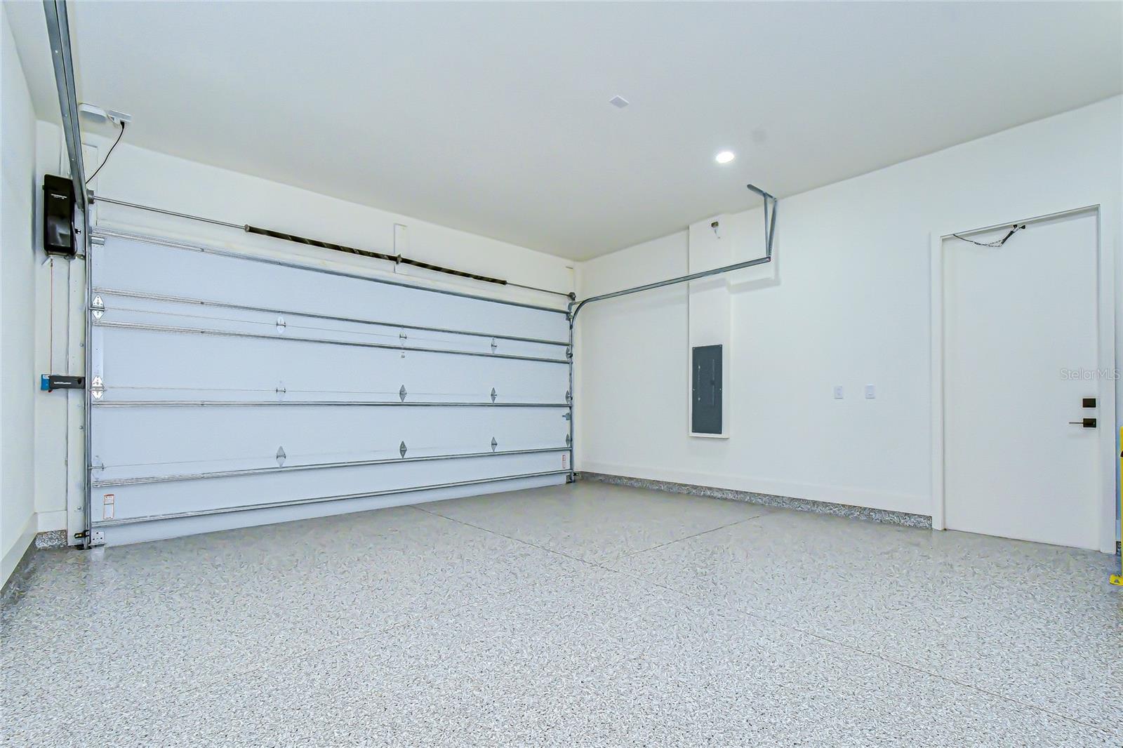 WELLSWOOD ESTATES - Residential