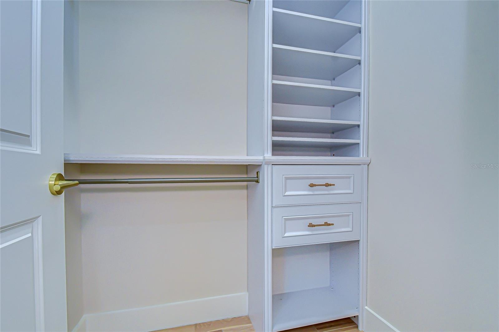 WELLSWOOD ESTATES - Residential