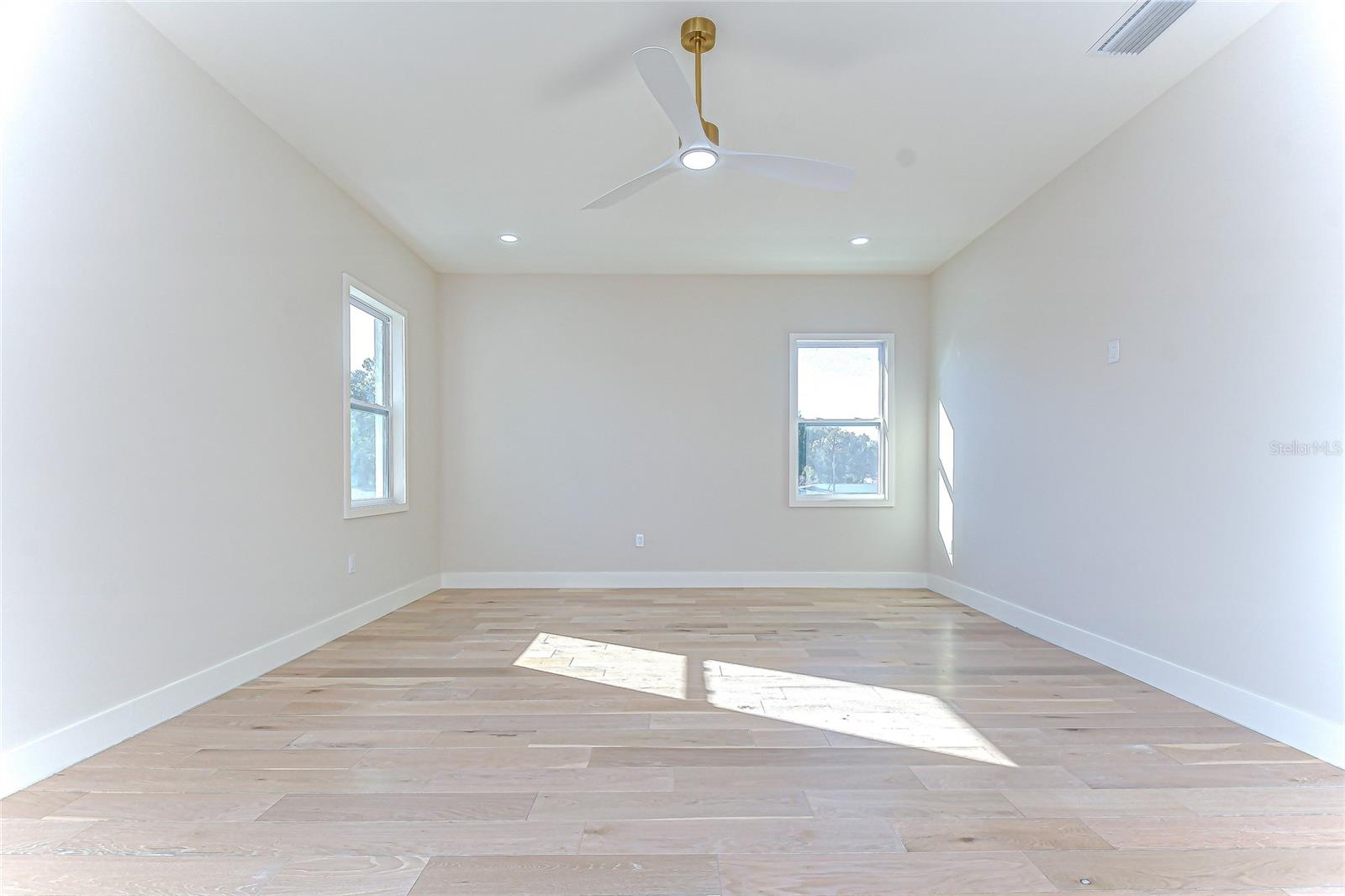 WELLSWOOD ESTATES - Residential