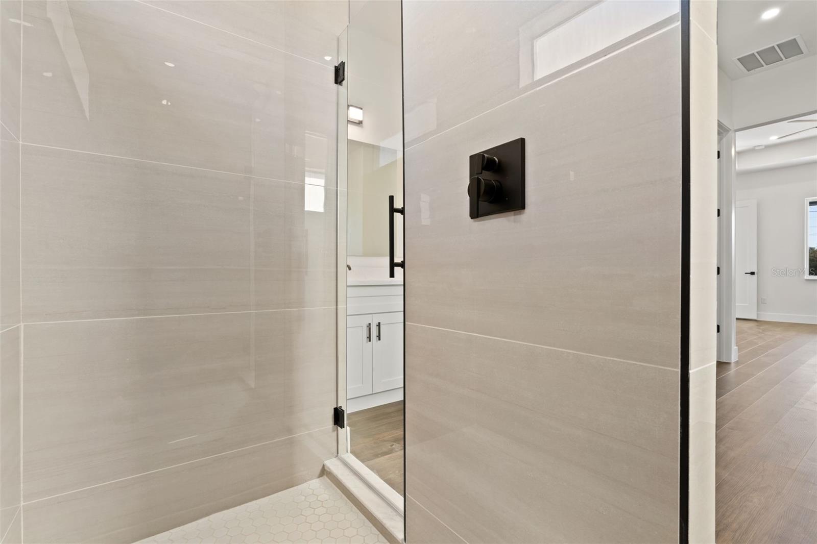 ROTONDA SANDS - Residential