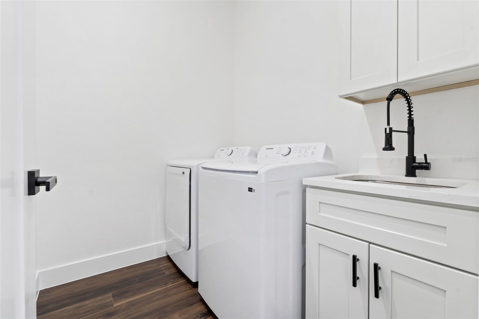 ROTONDA SANDS - Residential