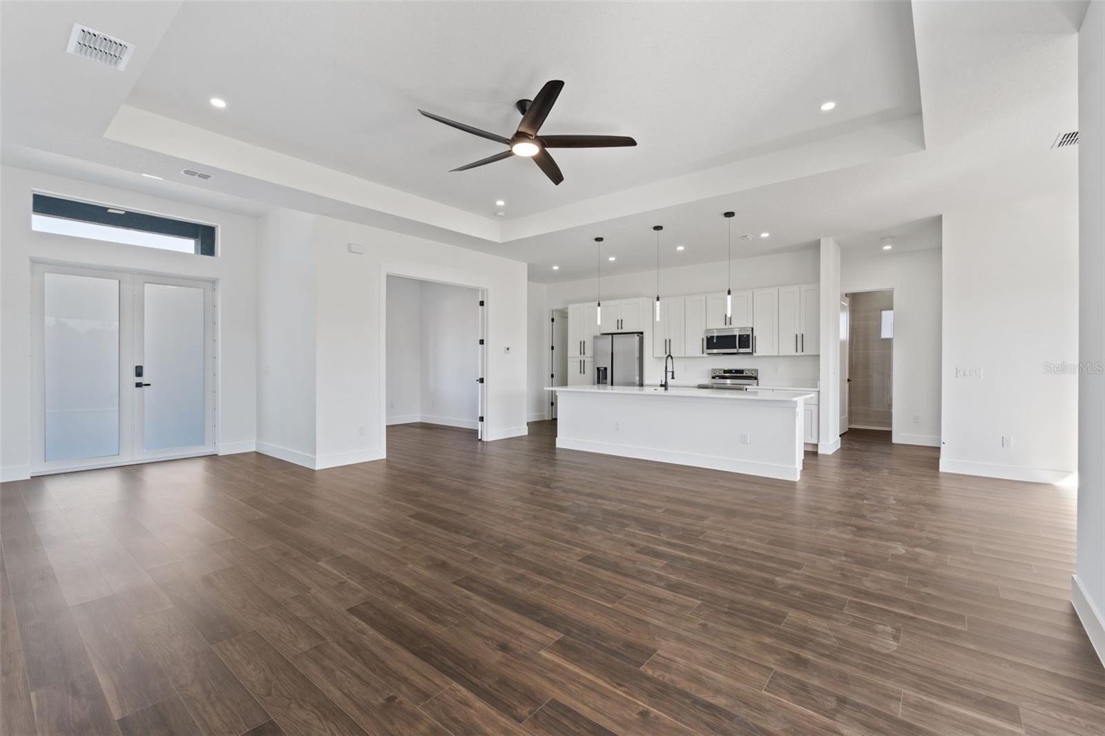 ROTONDA SANDS - Residential