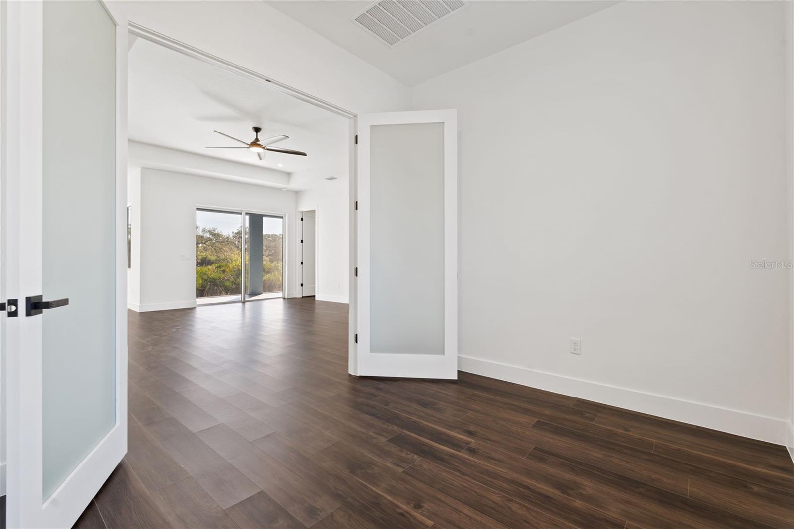 ROTONDA SANDS - Residential