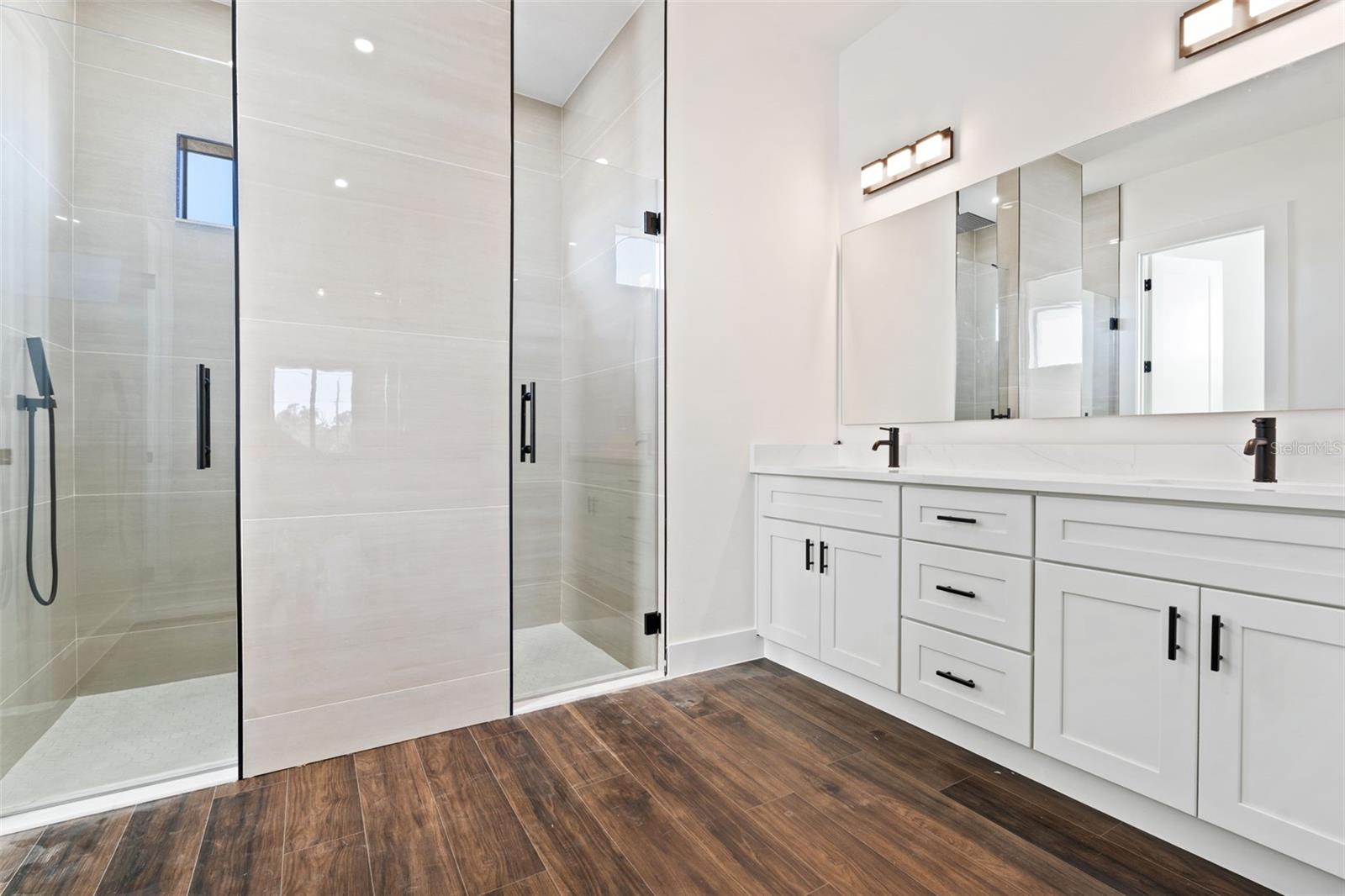 ROTONDA SANDS - Residential