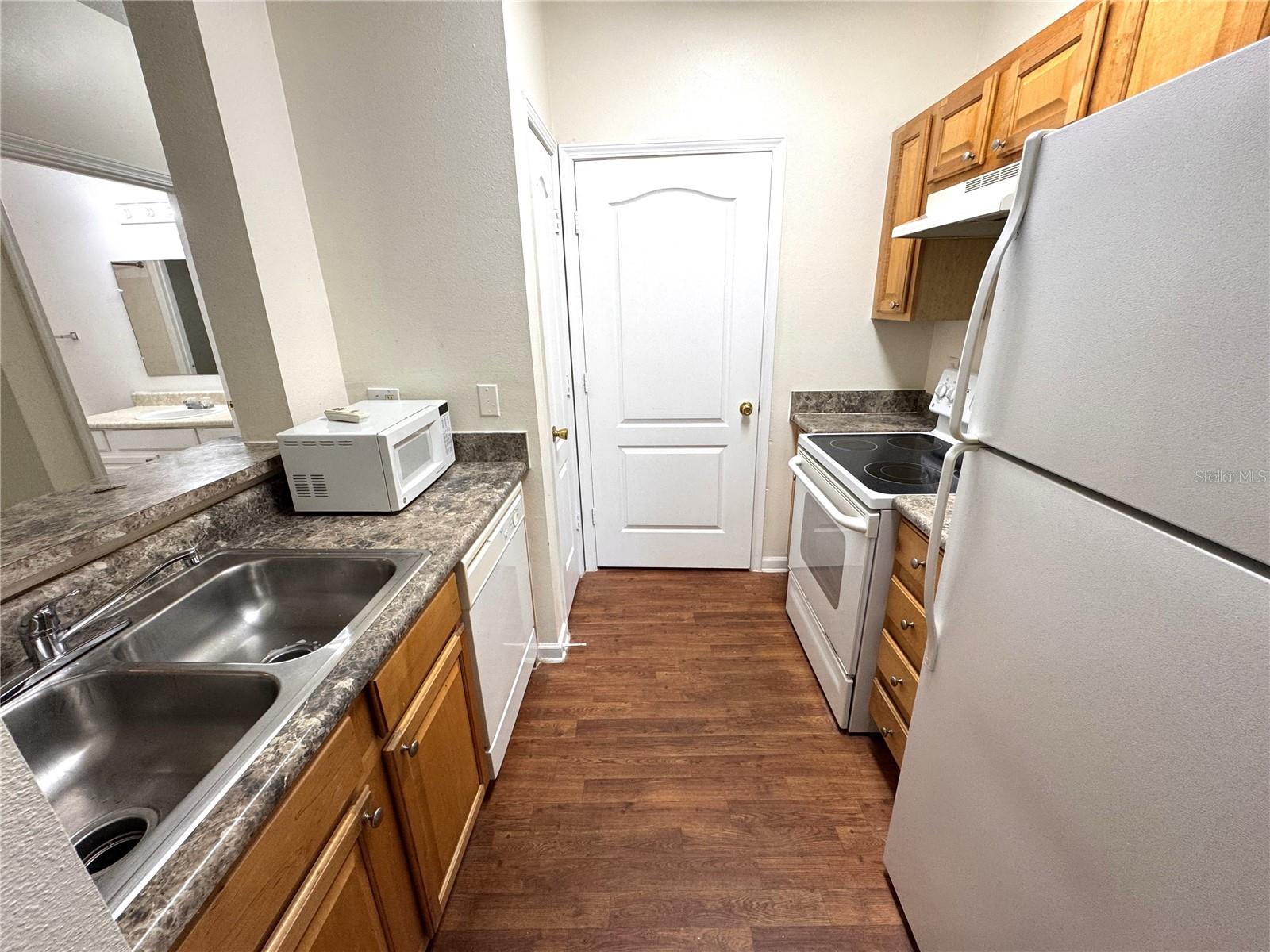 10519 VILLA VIEW CIRCLE 10519