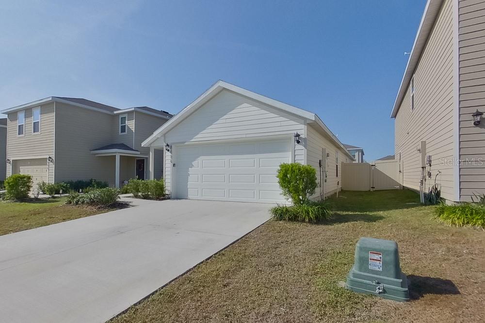 OCALA CROSSINGS - Residential Lease