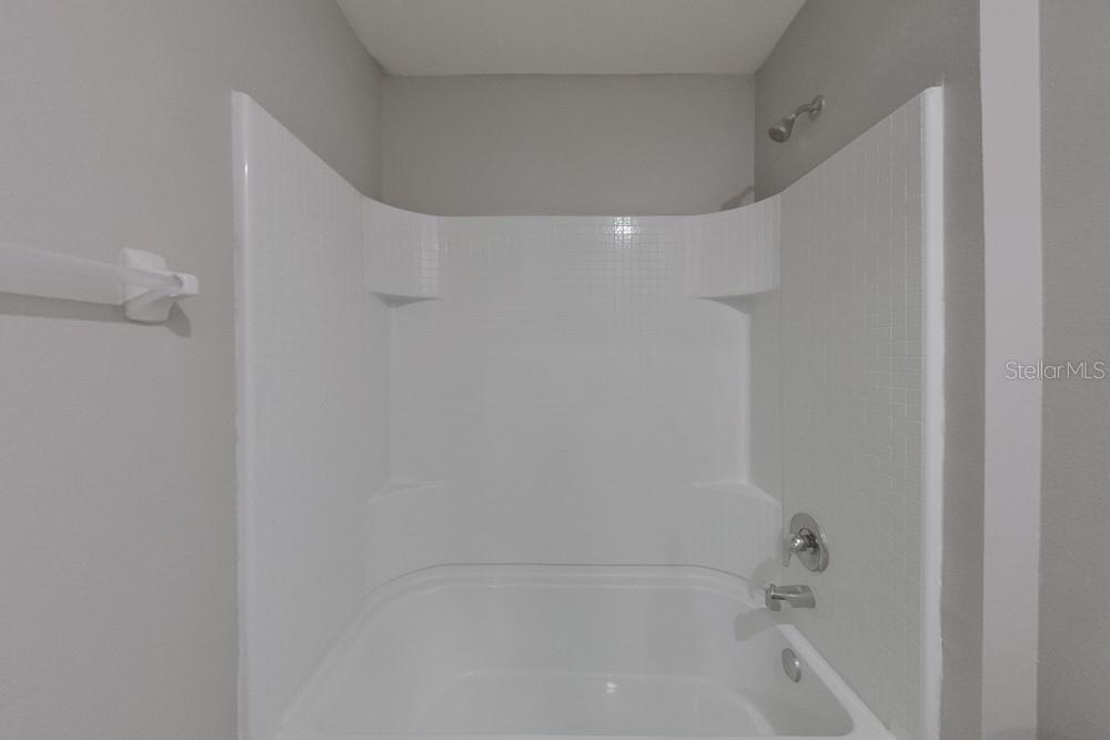 OCALA CROSSINGS - Residential Lease