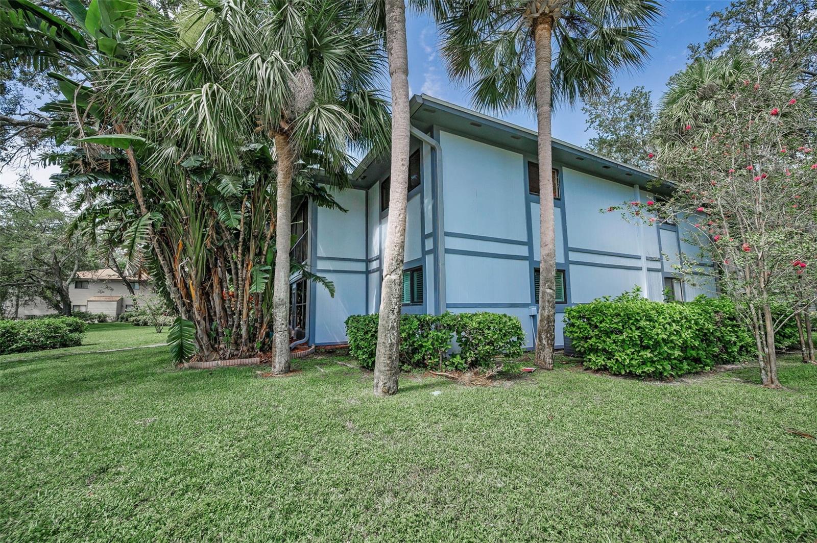 3241 FOX CHASE CIRCLE N 106