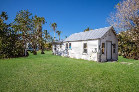 A home in CORTEZ